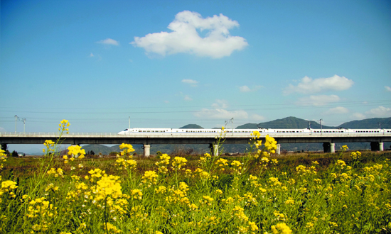 10.16奔馳在閩東大地·李文越.jpg