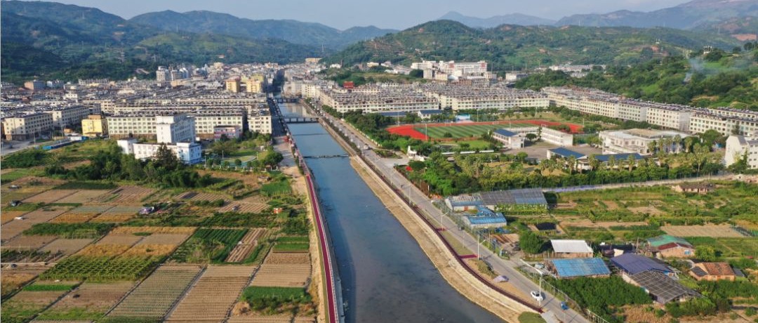 來，左邊跟我一起去前岐，在你右邊看看“新”福東溪~