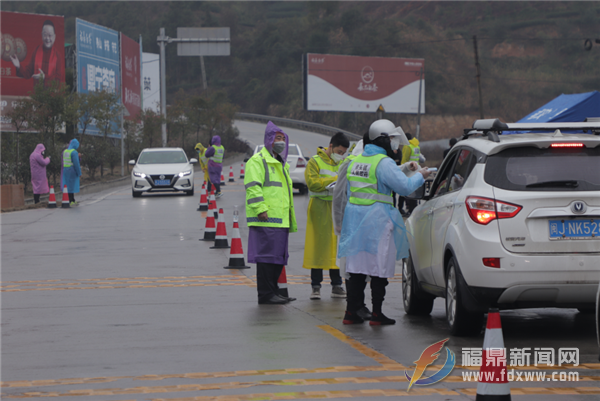 嚴防死守 點頭鎮(zhèn)設卡確保萬無一失