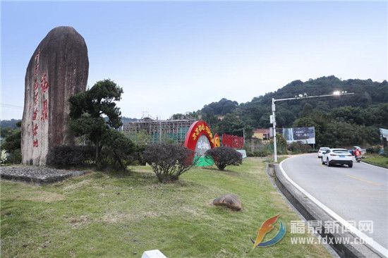 點頭鎮(zhèn)著力推進美麗公路美化亮化工程建設(shè)