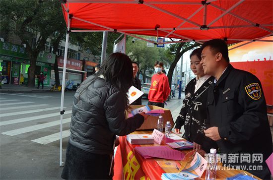 我市開展“根治欠薪法治宣傳暨集中接訪日”活動(dòng)