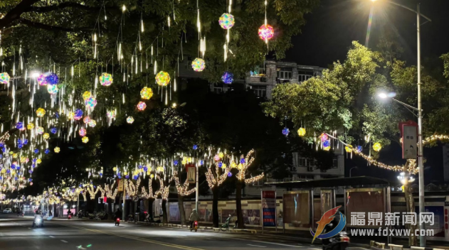 14000多盞燈扮靚城市夜景