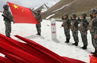 全民國防教育月宣傳海報(bào)|萬眾一心共筑長城 軍民合力強(qiáng)我國防